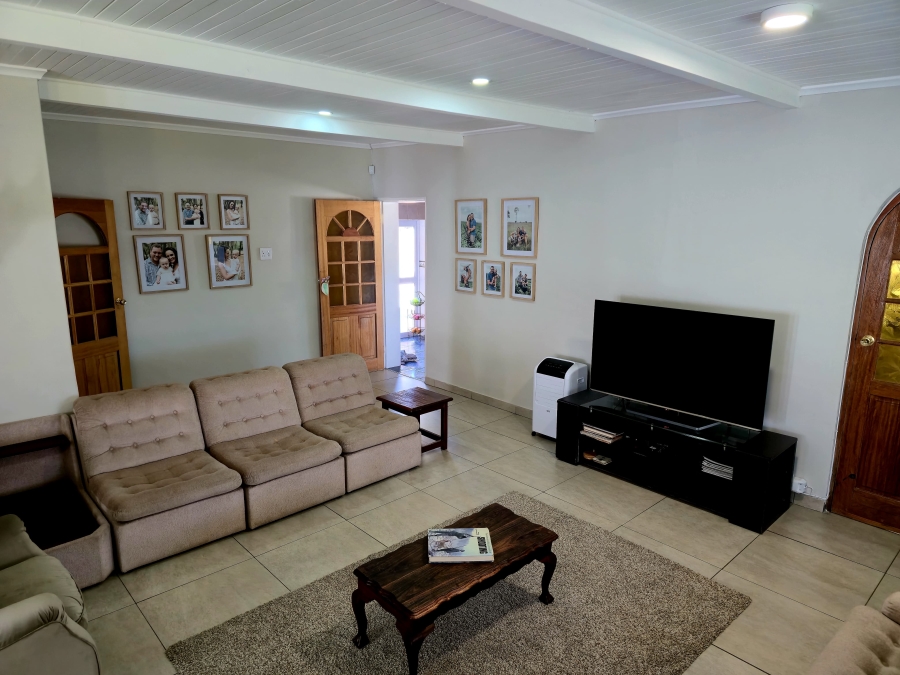 4 Bedroom Property for Sale in Vrede Free State